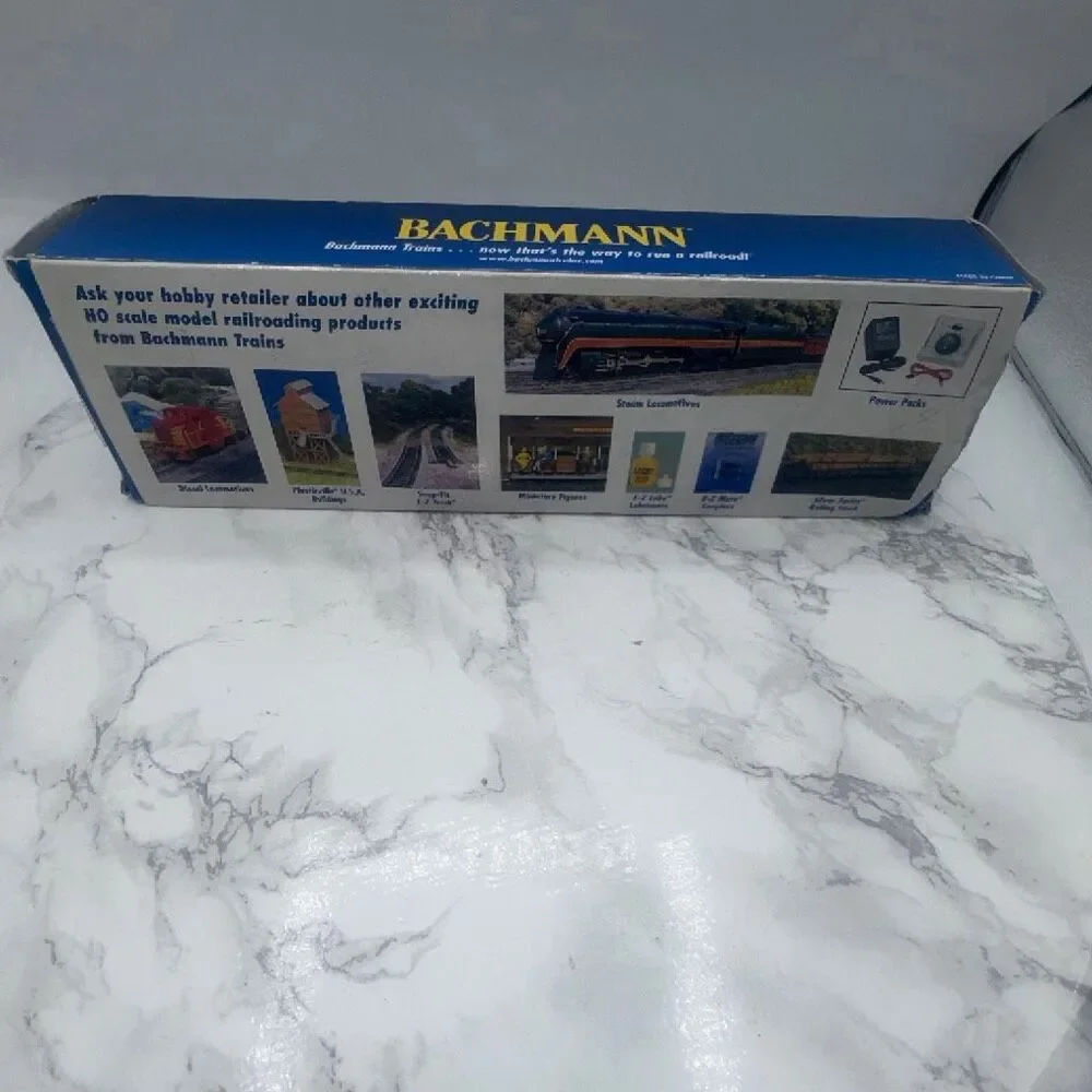 BACHMANN TRAINS EMD GP 40- Union Pacific HO Scale Locomotive